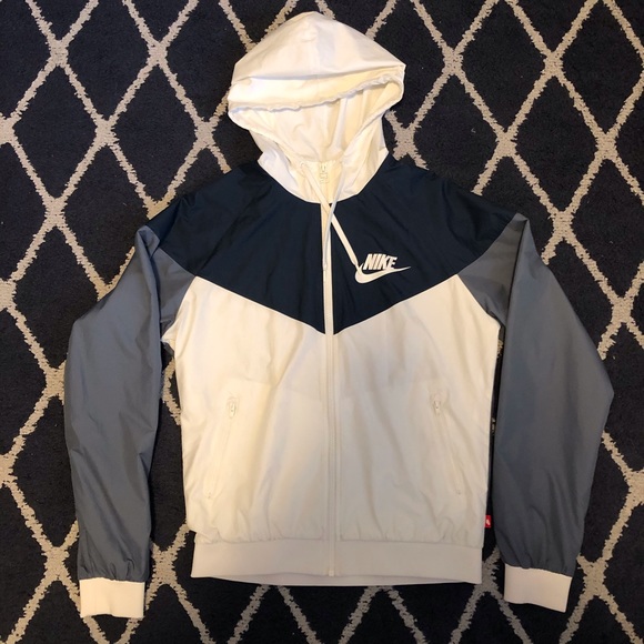Nike Jackets & Blazers - Nike Windbreaker